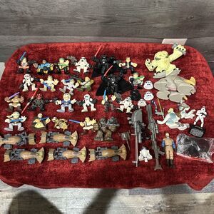 Lot of 42+ Mixed Figures Star Wars Hasbro 2001-2006